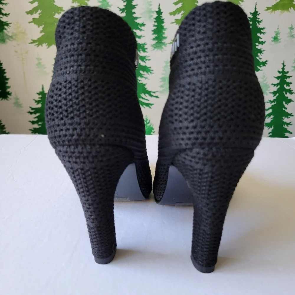 United Nude High Fold Pump.